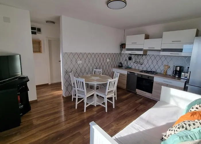 Mediterranean House - Forest Marjan Dom wakacyjny *