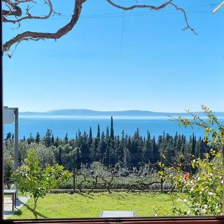 Дом отдыха Mediterranean House - Forest Marjan *