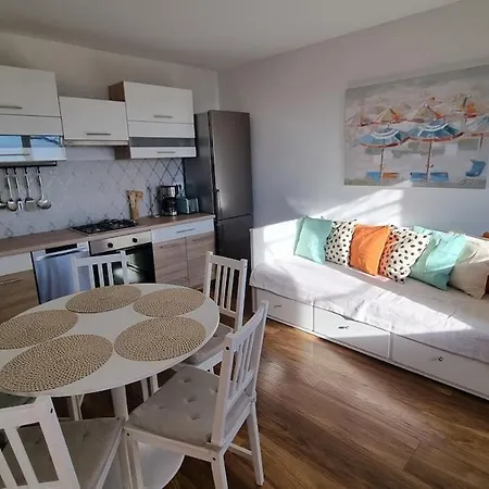 Mediterranean House - Forest Marjan